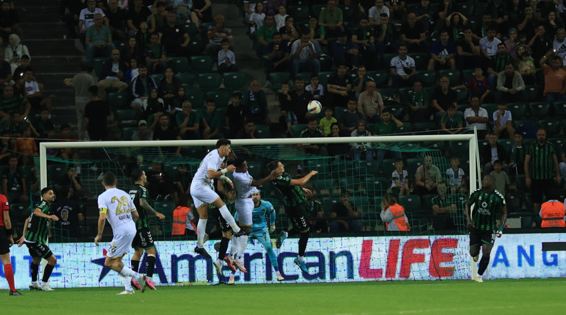 Kocaelispor - Manisa Futbol Kulübü maçı fotoğrafları "Foto Galeri - Ali Köksal" - Resim: 160