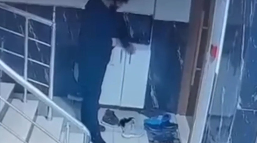 Ayakkabıları tek tek inceledi, gözüne kestirdiğini çaldı! - Resim : 1