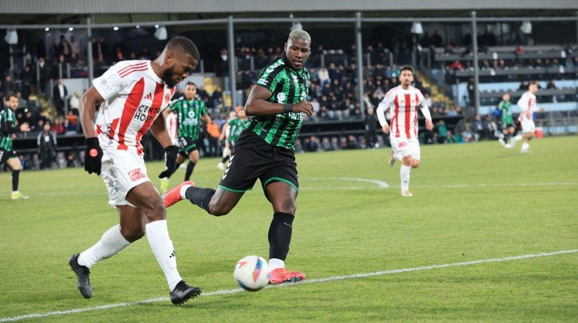 Ümraniyespor - Kocaelispor maçının fotoğraf galerisi - Resim: 50