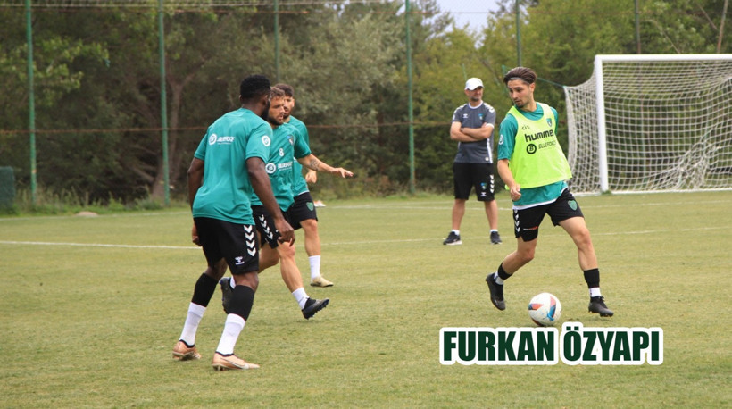 Kocaelisporlu futbolcuyu kamp kadrosuna yazmayı unuttular! - Resim : 1