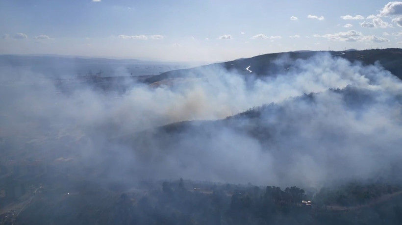 Kocaeli'de çıkan orman yangını havadan görüntülendi - Resim : 2