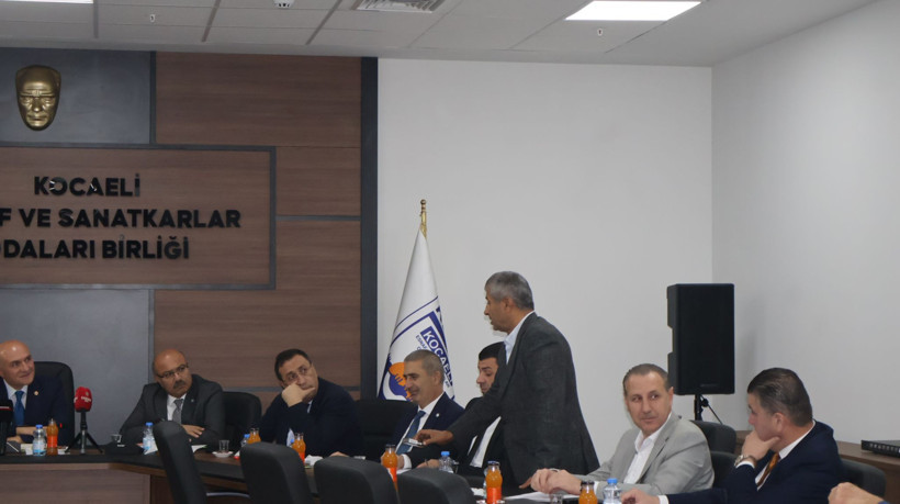 İYİ Parti ekonomi heyetine sigara isyanı! - Resim : 1