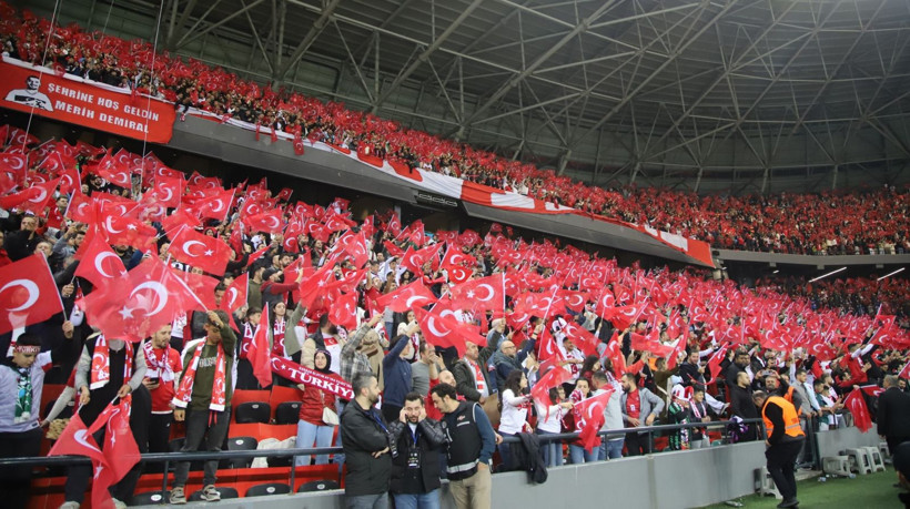 Kocaeli Kırmızı Beyaz! İşte müthiş tribün fotoğrafları - Resim: 36