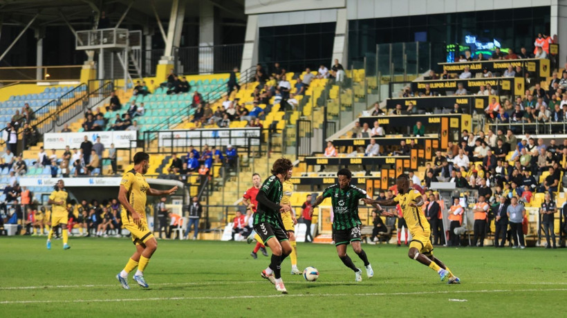 İstanbulspor - Kocaelispor: 0-3 "Foto Galeri - Ali Köksal" - Resim: 117