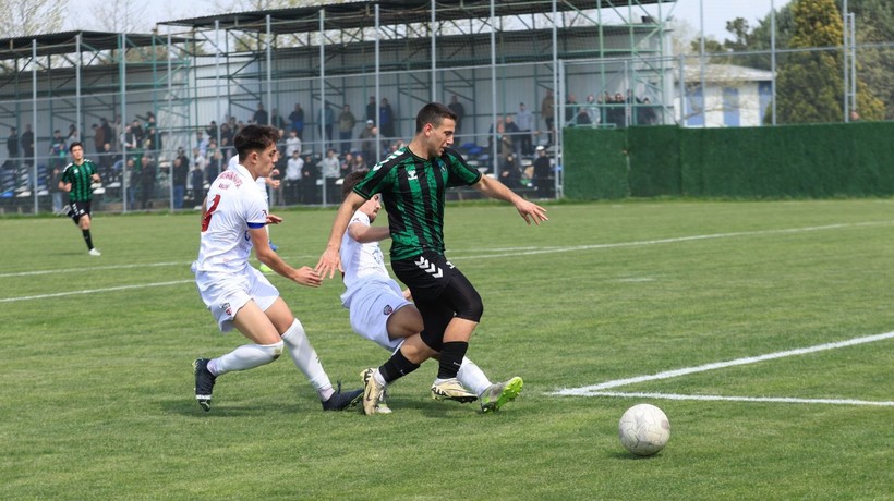 Kocaelispor - Mustafakemalpaşaspor maçının fotoğrafları - Resim: 39