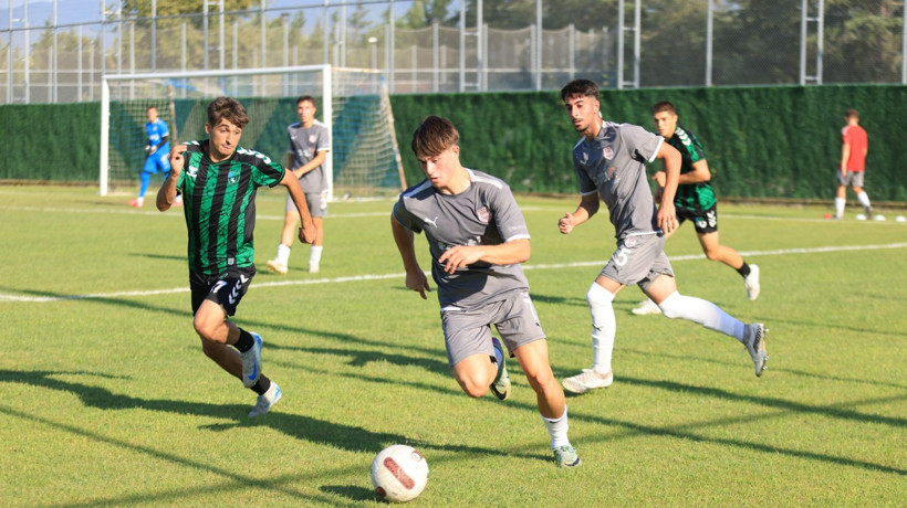 Kocaelispor - Pendikspor U-19 maçı fotoğraf galerisi - Resim: 24