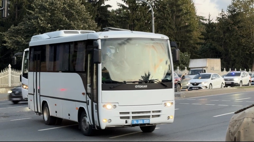 Ünlü isimler sağlık kontrolünden geçti... Komutanlığa getirildiler! - Resim : 2