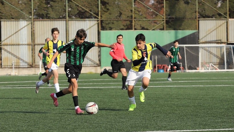 Kocaelispor - Fenerbahçe U-14 maçının fotoğrafları - Resim: 35