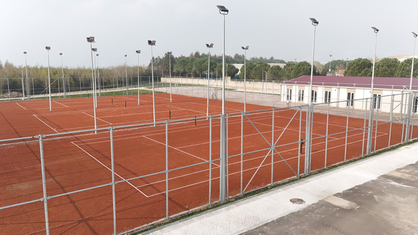 Kocaeli’nin en kapsamlı tenis merkezinin inşası tamamlandı - Resim : 1