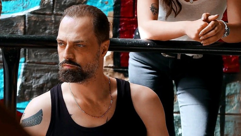 Deha Dizisi Karahan Doğan Kim? Ertan Saban Kimdir, Kaç Yaşında? Ertan Saban Oynadığı Diziler - Resim : 2