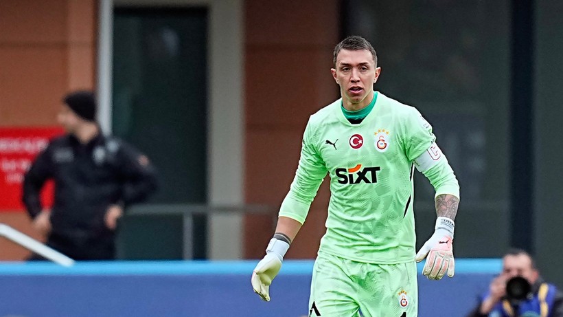 Kasımpaşa berabere kaldı, Fenerbahçe sevindi - Resim : 1
