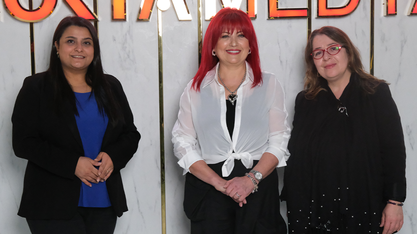 Rengarenk bir kadın Emine Olguntürk: Kadınların bir hedefi olmalı - Resim : 1