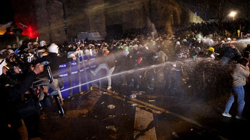 Saraçhane protestolarında tahliyeler sürüyor: 3 kişi serbest bırakıldı - Resim: 5