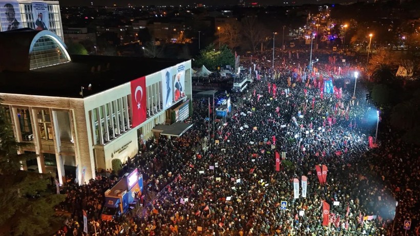 Saraçhane protestolarında tahliyeler sürüyor: 3 kişi serbest bırakıldı - Resim: 6