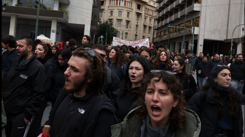 Halk sokağa çıktı, hükümetten tek istekleri var - Resim: 4