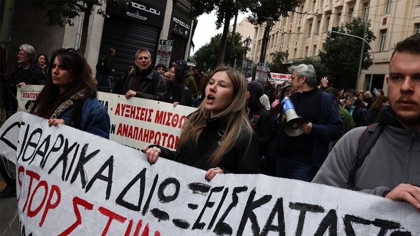 Halk sokağa çıktı, hükümetten tek istekleri var - Resim: 5