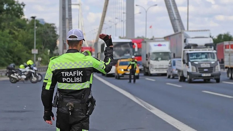 Sürücüler dikkat! Ehliyetini kaptırana ağır cezalar yolda - Resim: 6