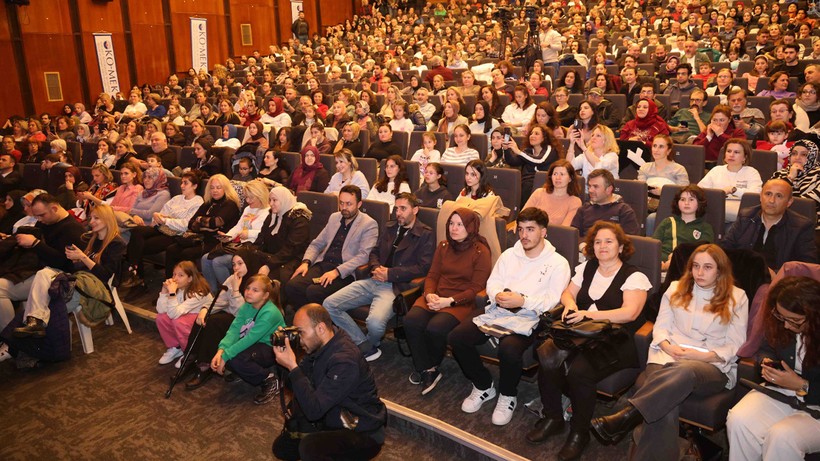 Kocaeli halkı Barış Manço'yu yad etti! - Resim : 1