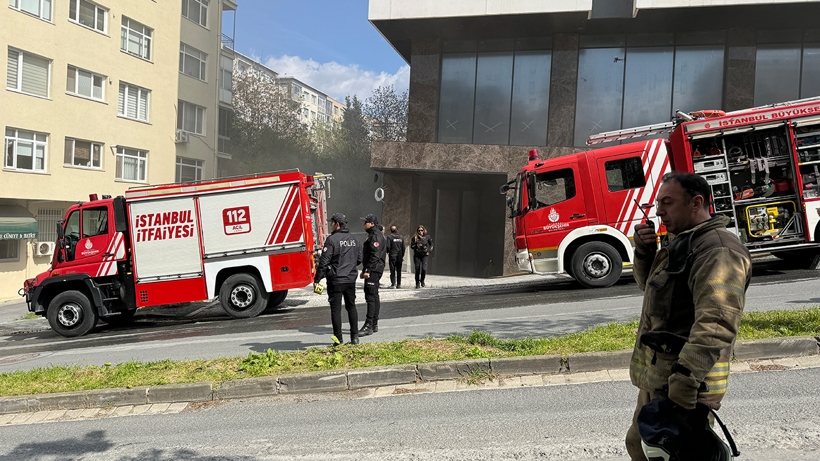 İstanbul'da korku dolu anlar: Otel inşaatında yangın! - Resim : 1