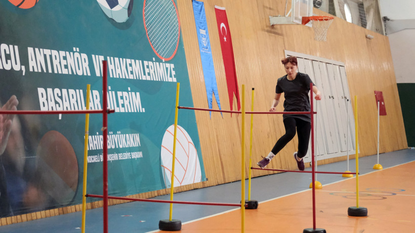 Kocaeli Büyükşehir, gençleri ücretsiz yetenek kurslarıyla sınavlara hazırlıyor - Resim : 1