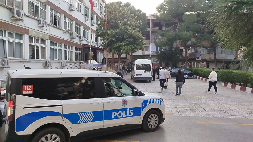 CHP'li belediyeye yönelik operasyonda 2 tutuklama - Resim: 2