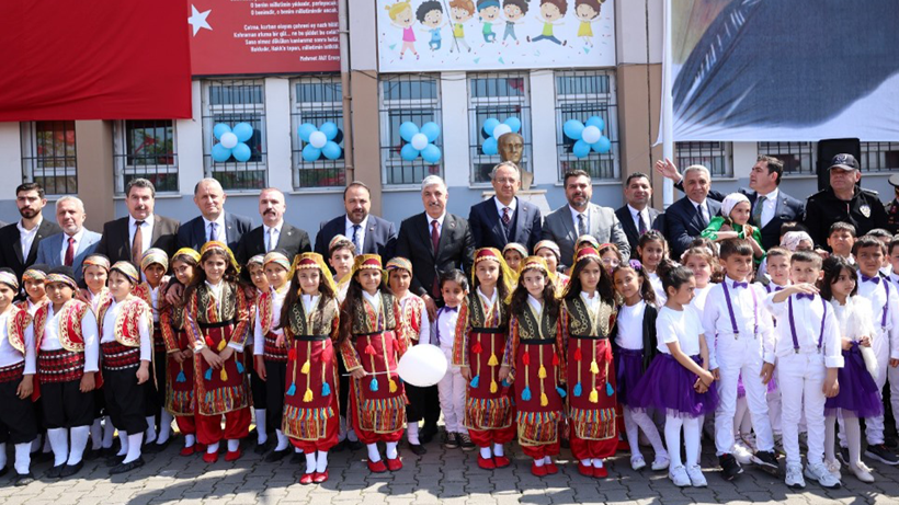 Dilovası’nda 23 Nisan coşkusu hız kesmeden devam ediyor! - Resim : 1