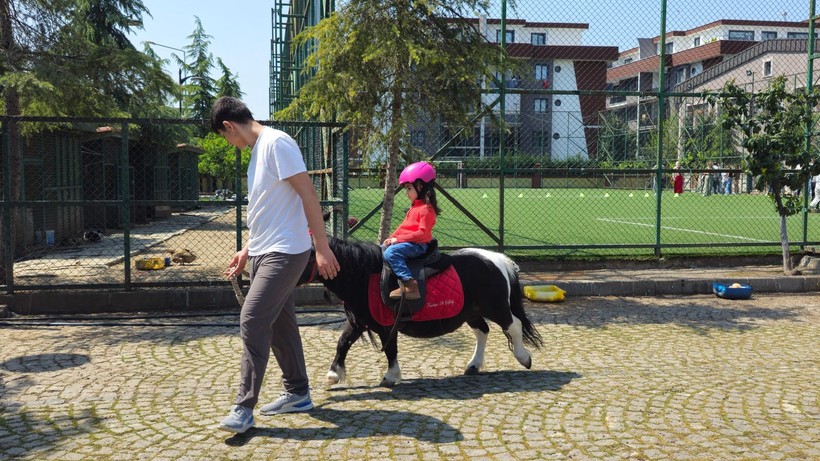 Çocuk bayramı şenliğe dönüştü: Marmara Koleji’nde 23 Nisan coşkusu - Resim: 4