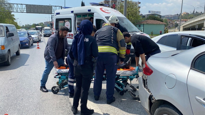 Zincirleme kaza! Yaralılar var - Resim : 2