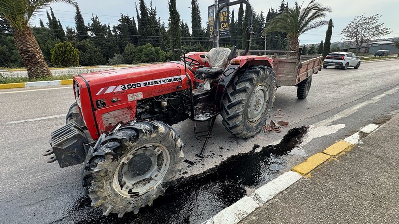 Balıkesir'de yola yağ döküldü: Motosiklet sürücüsü kaza yaptı! - Resim : 1