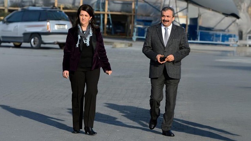 Pervin Buldan üzüntüden çöktü - Resim: 5