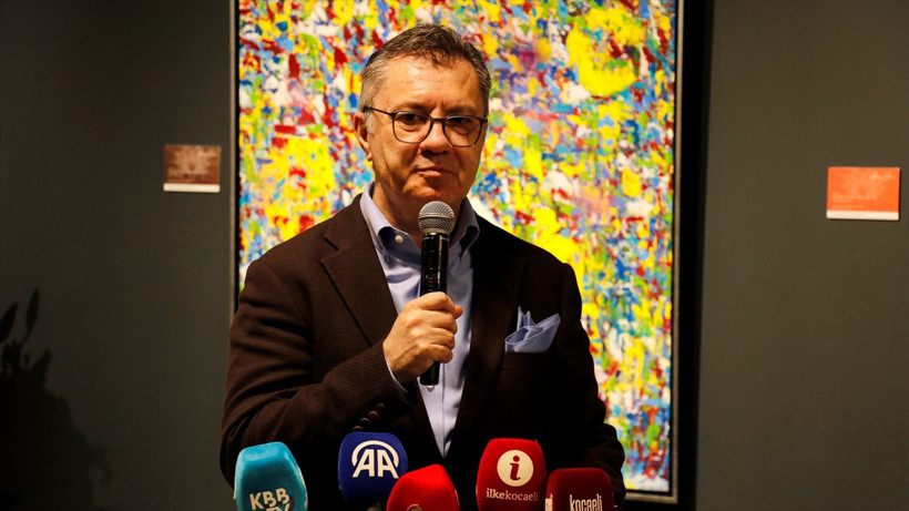 "Bir Zaman Fraktalı" sergisi, Kocaeli'de sanatseverlerin beğenisine sunuldu - Resim : 4