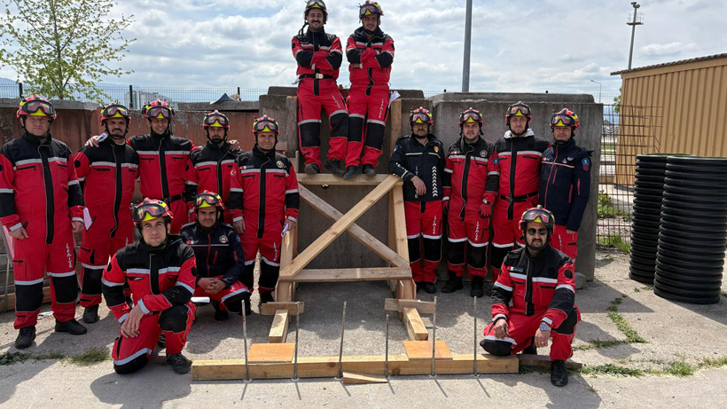Kocaeli Büyükşehir İtfaiyesi eğitimlere hız kesmeden devam ediyor! - Resim : 1