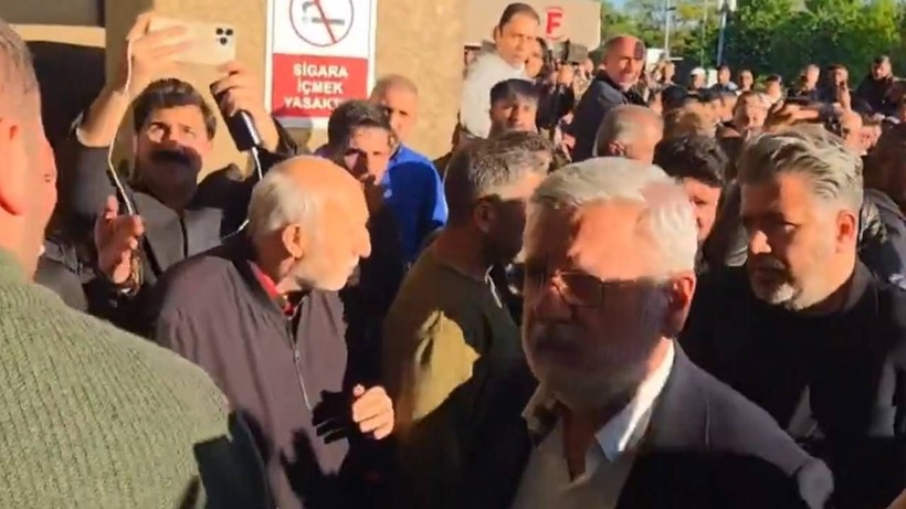 Sırrı Süreyya Önder'in vefat ettiği hastanede yuhalandı! Açıklama geldi - Resim: 3
