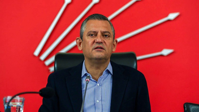 Özgür Özel'den yaşadığı saldırı sonrası çarpıcı açıklamalar! - Resim: 1