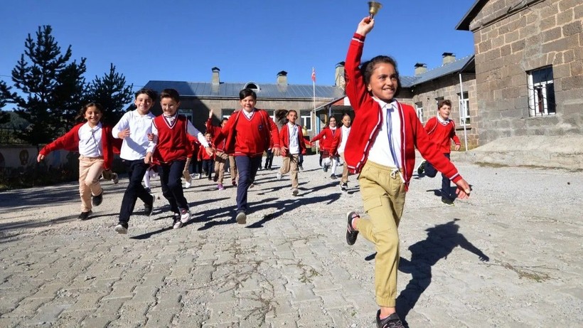 20 Milyon Öğrenciye 3 Günlük Tatil Müjdesi Geldi! Yaz Tatili Öncesinde O Gün Başlıyor! - Resim: 2