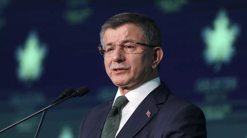 Davutoğlu'ndan Erdoğan görüşmesi mesajı: Cumhurbaşkanı Erdoğan çağırırsa giderim - Resim: 1