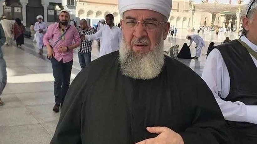 Menzil şeyhinden Külliye’ye ‘baskın’… - Resim: 5