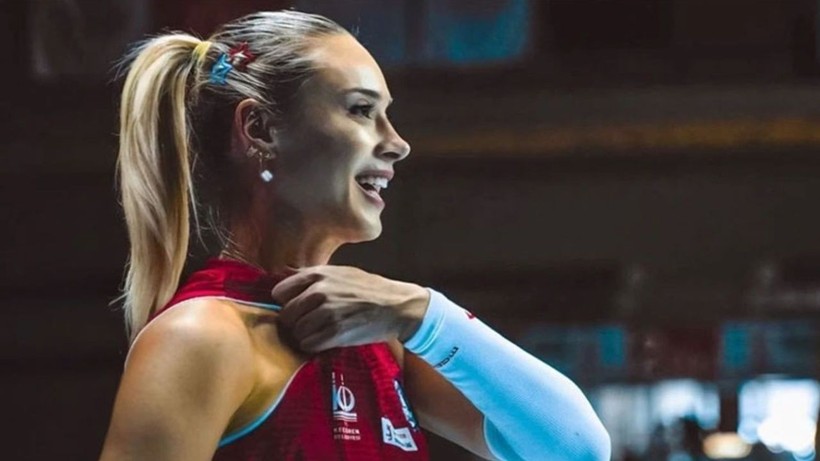 Ünlü voleybolcu ‘İmamoğlu’ iddialarına karşı harekete geçti - Resim: 5