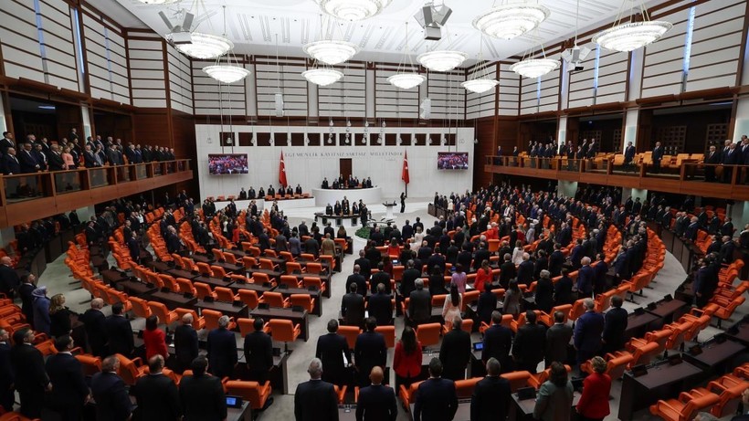 Meclis başkanı kendi partisini vekiline söz vermedi - Resim: 2