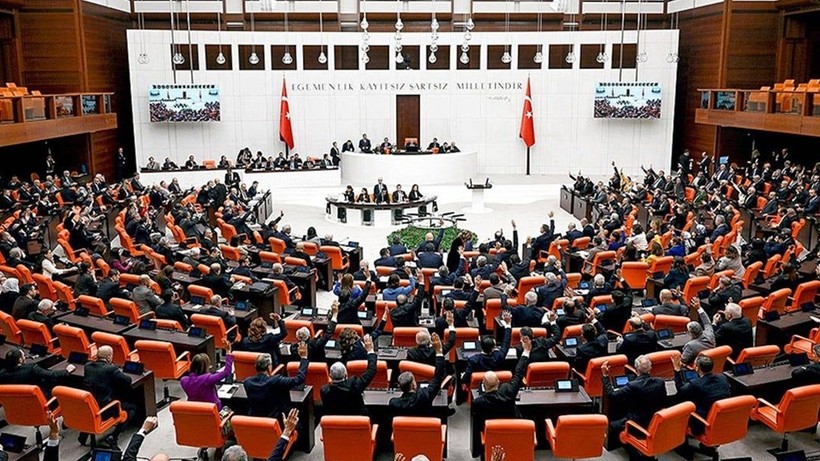 Meclis başkanı kendi partisini vekiline söz vermedi - Resim: 4