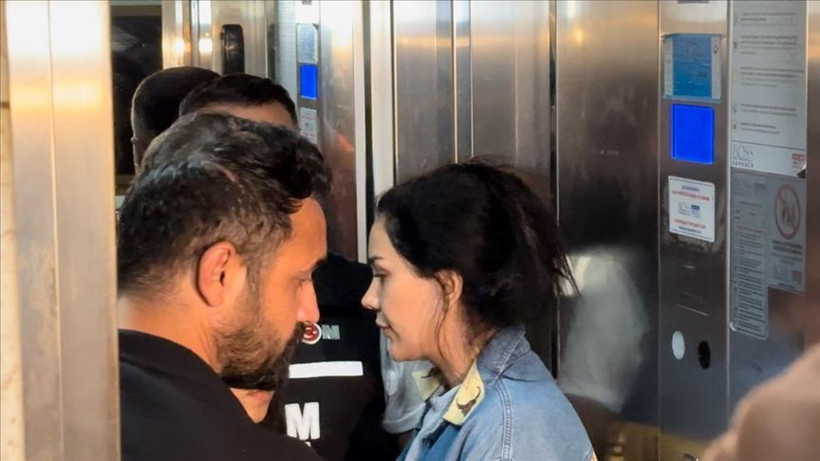 Dilan Polat Üçüncü Çocuk Bombasını Patlattı! Hamilelik Testini Paylaştı! Dilan Polat Hamile Mi? - Resim: 1