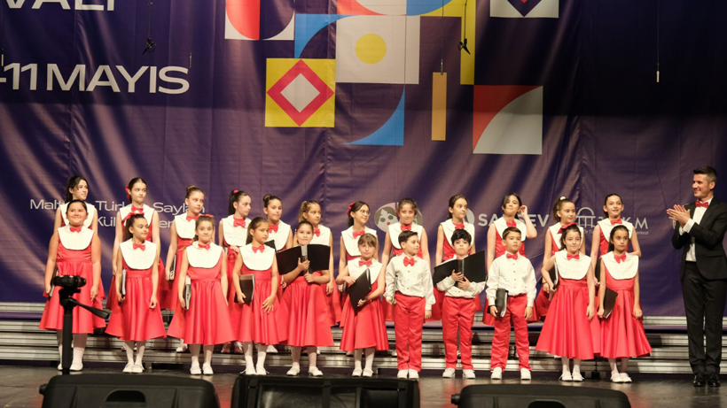 Büyükşehir Belediye Konservatuvarı Çocuk Korosu'ndan gururlandıran ödül! - Resim : 1