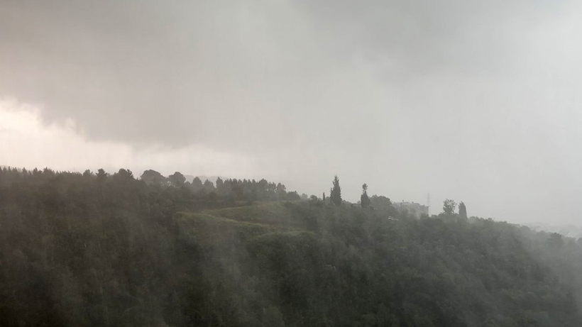 Kocaeli'yi sağanak vurdu: Yer yerinden oynadı! - Resim : 1