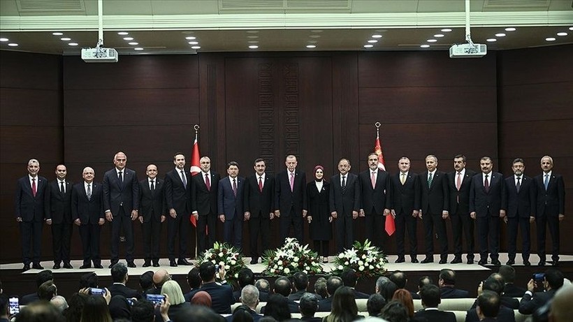 Ankara kulislerinde bomba etkisi yarattı! Erdoğan o isimlerin üstünü çizdi! - Resim: 2