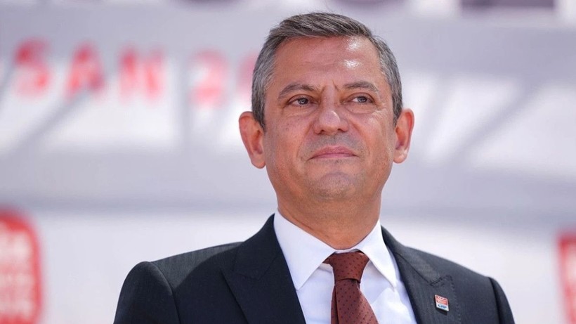 Özgür Özel, Şimşek'le ilgili o manşeti yorumladı - Resim: 2