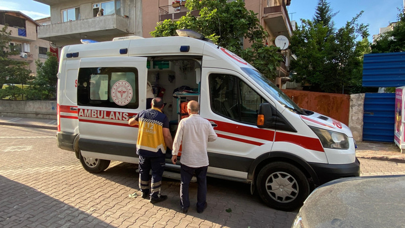 Ihlamur toplamak için çıkmıştı... Korkuluklara saplandı! - Resim : 4