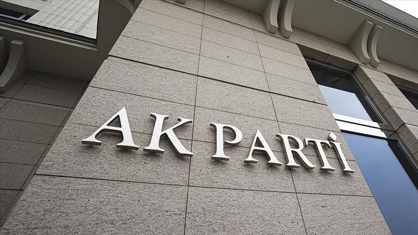 AK Partili eski Bakan’dan iktidara sert sözler! - Resim: 2