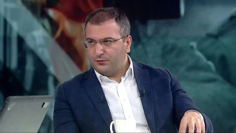 Cem Küçük’ten Ferdi Zeyrek’in ölümü sonrası Özgür Özel’e çağrı! - Resim: 1