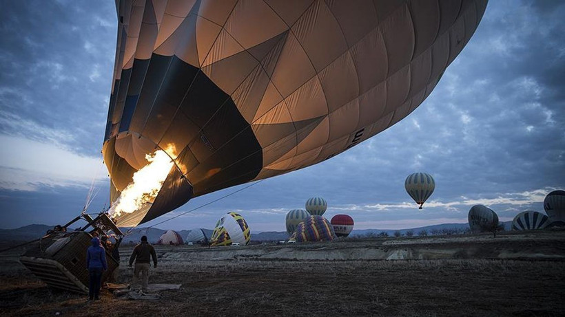 Sıcak hava balonu düştü! Ölü ve yaralılar var! - Resim: 1