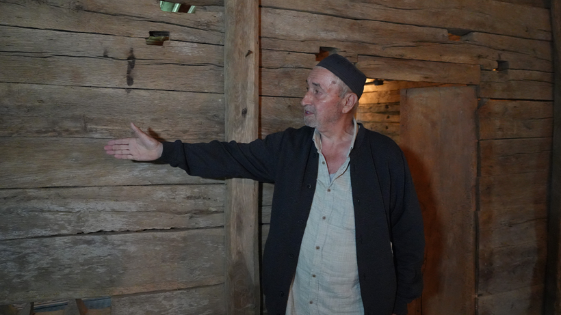 Senelerdir tek bir çivi olmadan ayakta: İşte Kocaeli'nin rivayetlerle dolu camisi! - Resim : 2